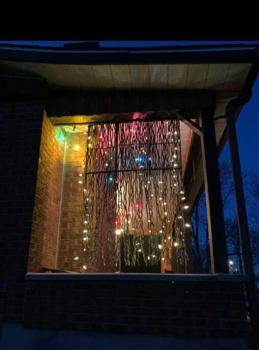 Havre Chez Guylaine Apartment Laval Bagian luar foto